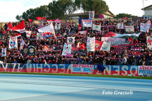 Daspo e denuncie, contro la Curva Sud è accanimento. Sabato protesta in piazza.