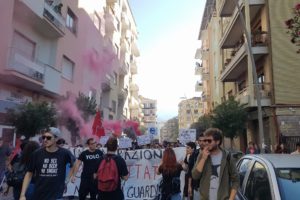 Questa mattina partecipato corteo studentesco a Cosenza. Ottenuto tavolo con la provincia. (AUDIO)