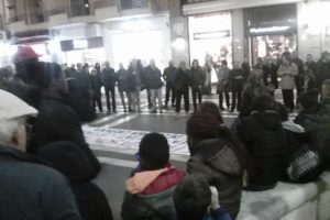 I cittadini invadono Piazza Kennedy e rilanciano:”Decidiamo noi!”.