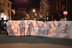 La casa è un diritto (non solo a Natale)