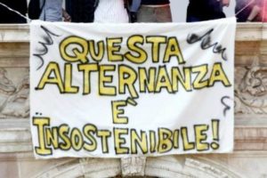 Cosenza: studenti liceali sfruttati nelle cliniche private. L’alternanza scuola-lavoro non è formazione.