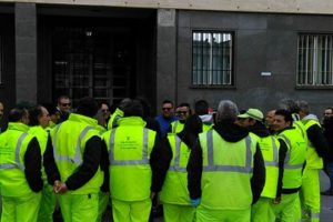 Cosenza: Tute gialle in stato di agitazione